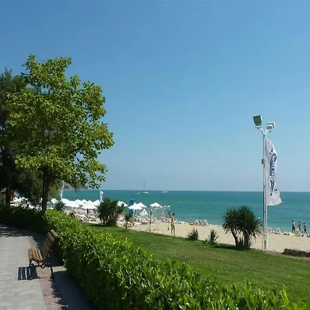 Romana Case de vacanță *